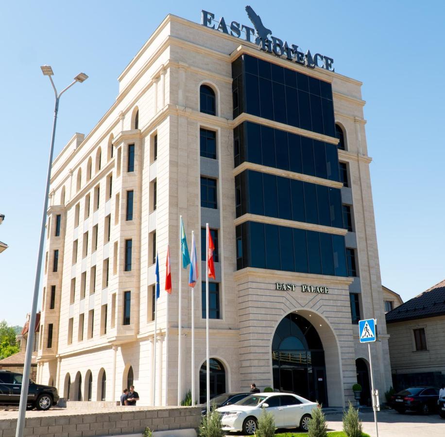 East Palace Hotel الماتي المظهر الخارجي الصورة