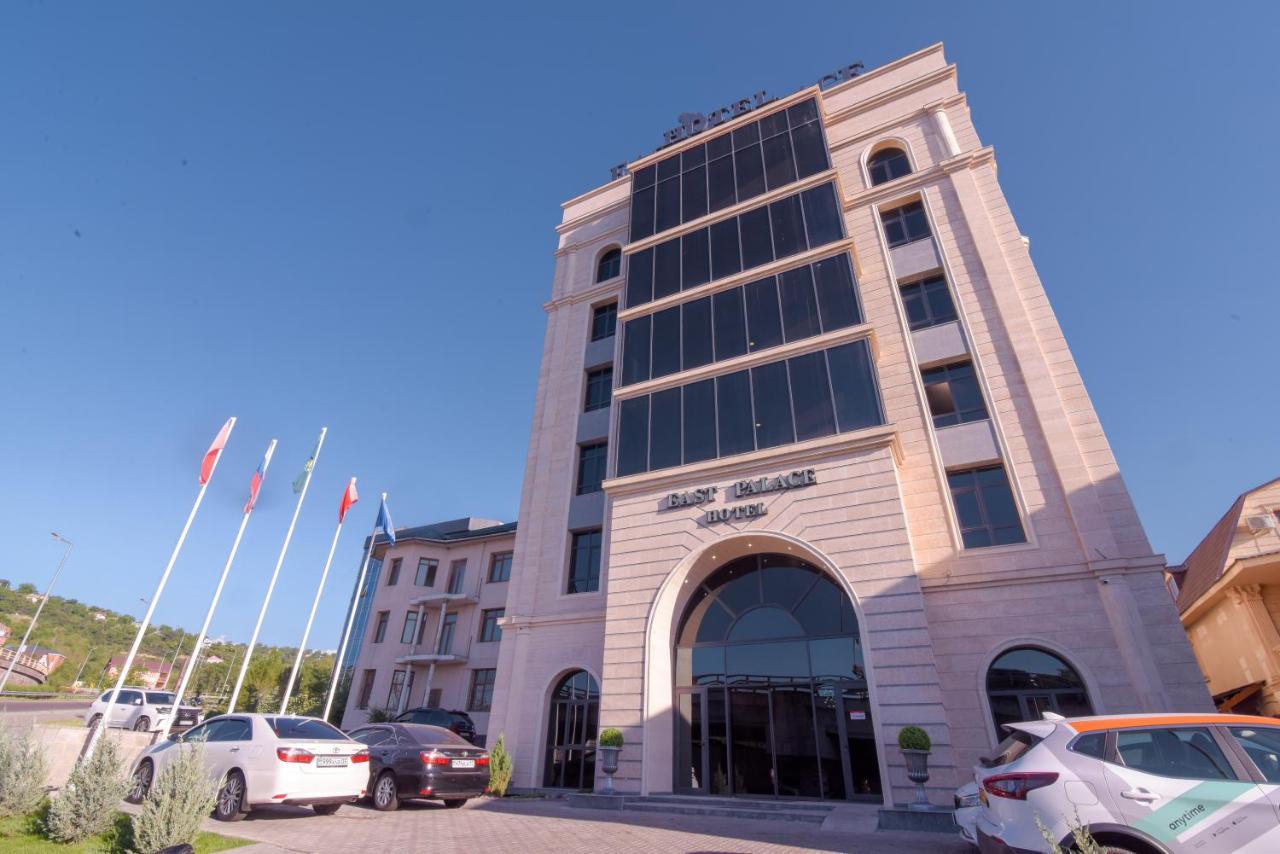 East Palace Hotel الماتي المظهر الخارجي الصورة