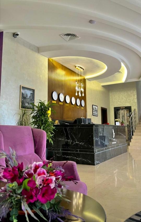 East Palace Hotel الماتي المظهر الخارجي الصورة